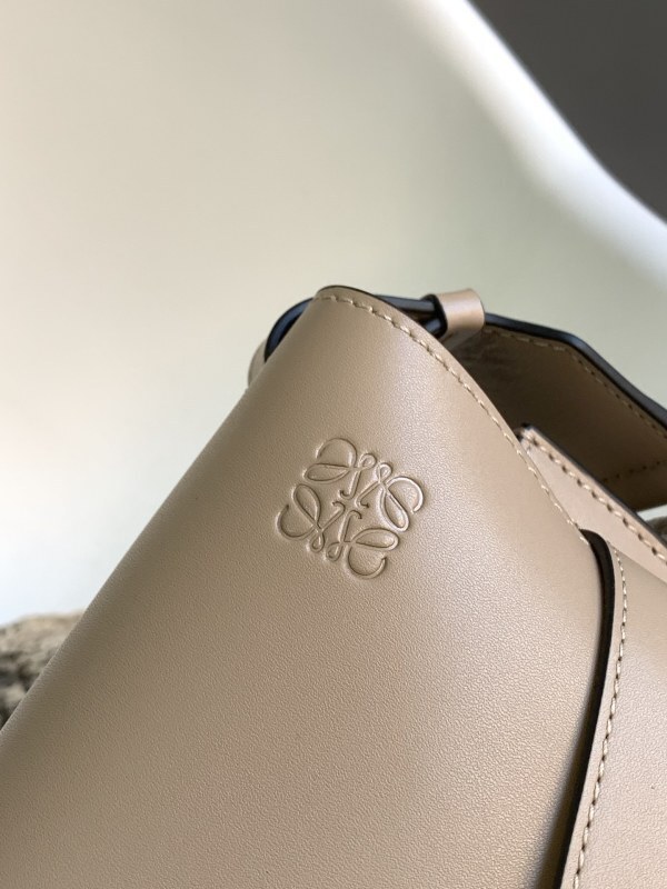 LOEWE 0422