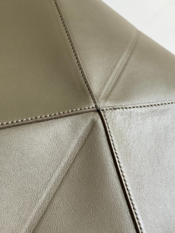 LOEWE 0831