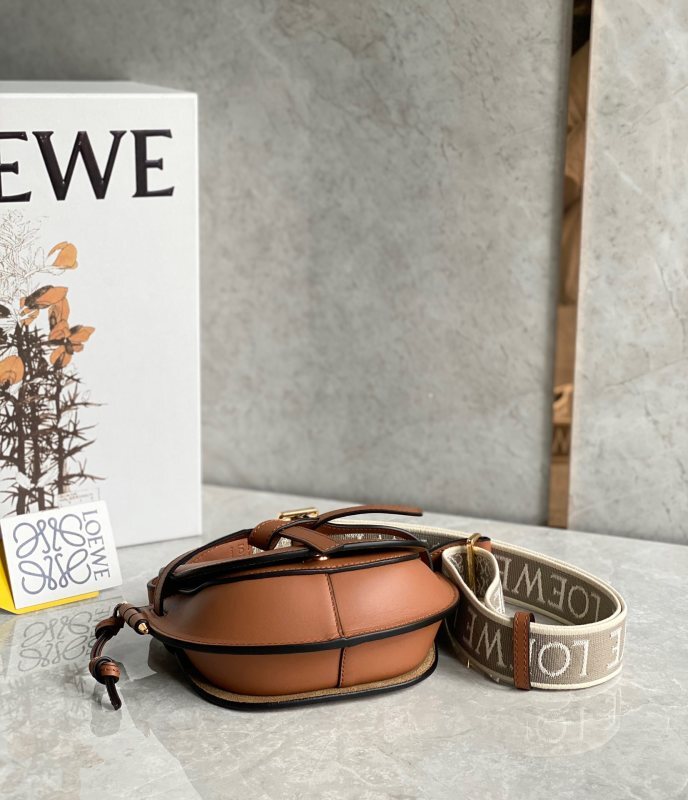 LOEWE 0704
