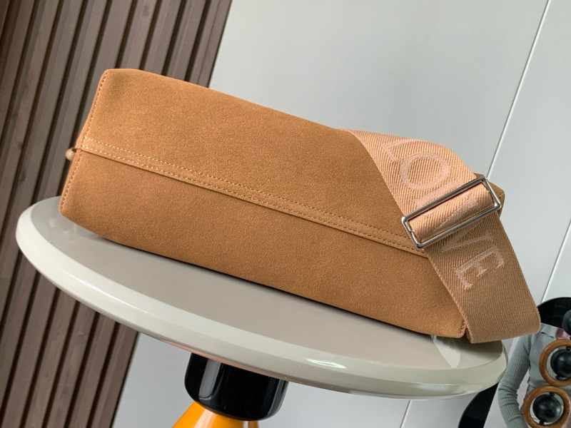 LOEWE 0896