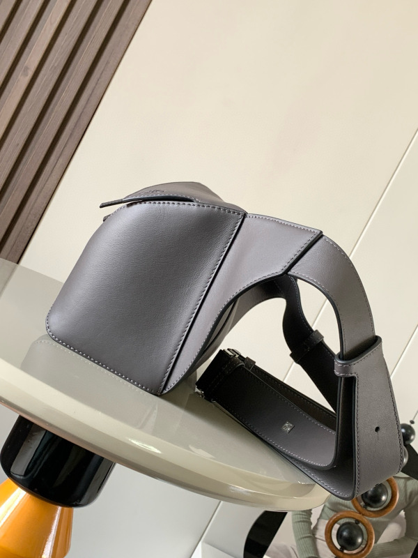 LOEWE 0890