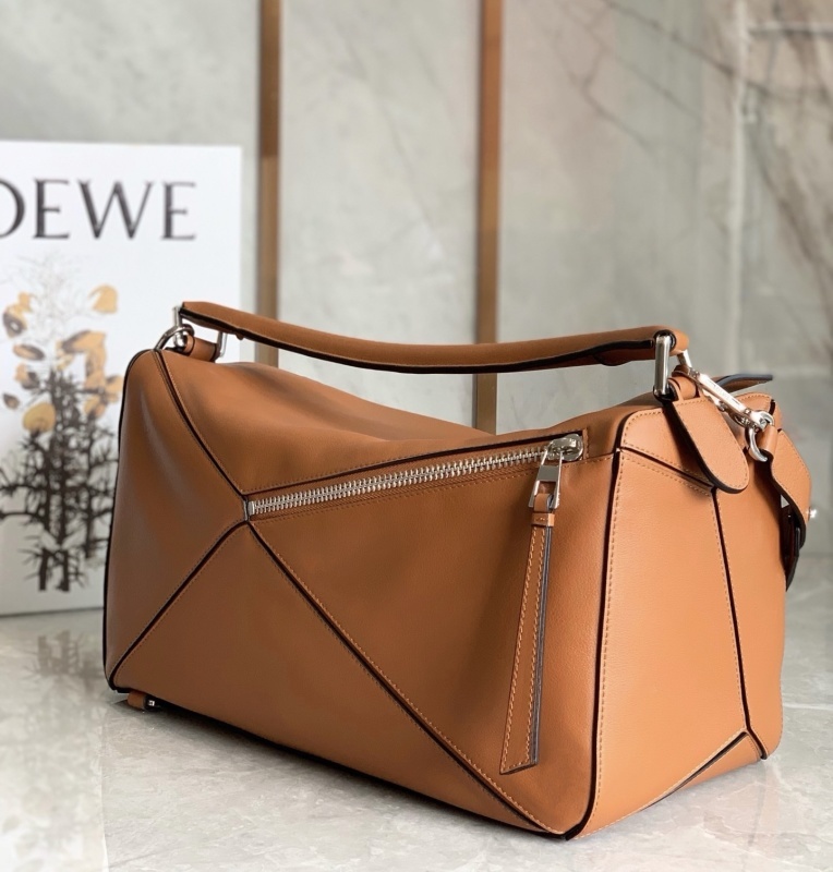 LOEWE 0748