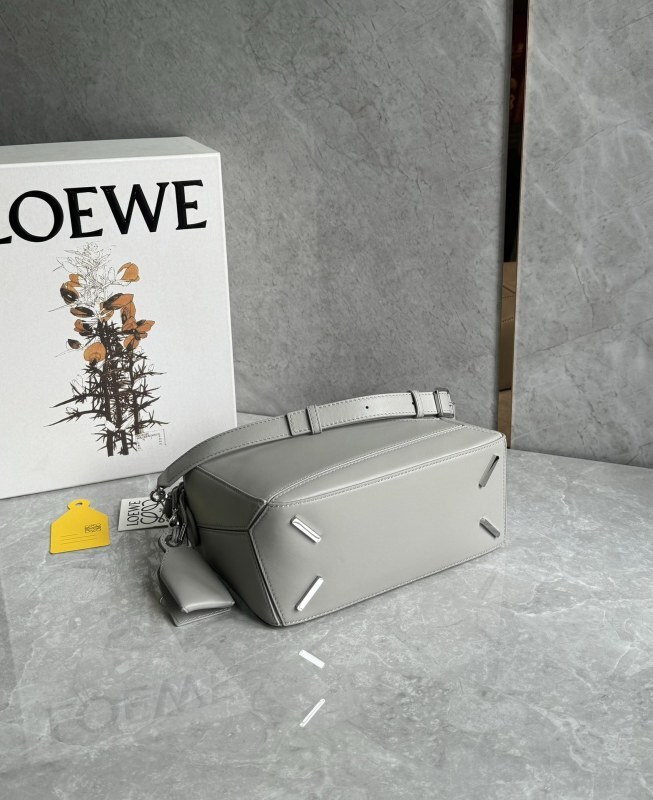 LOEWE 0054