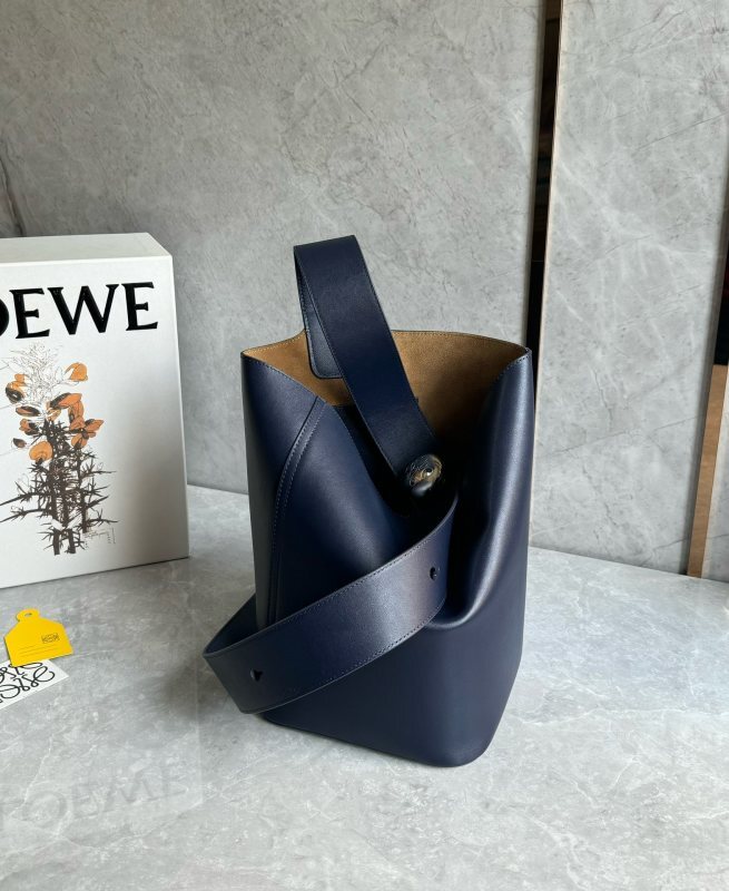 LOEWE 0026
