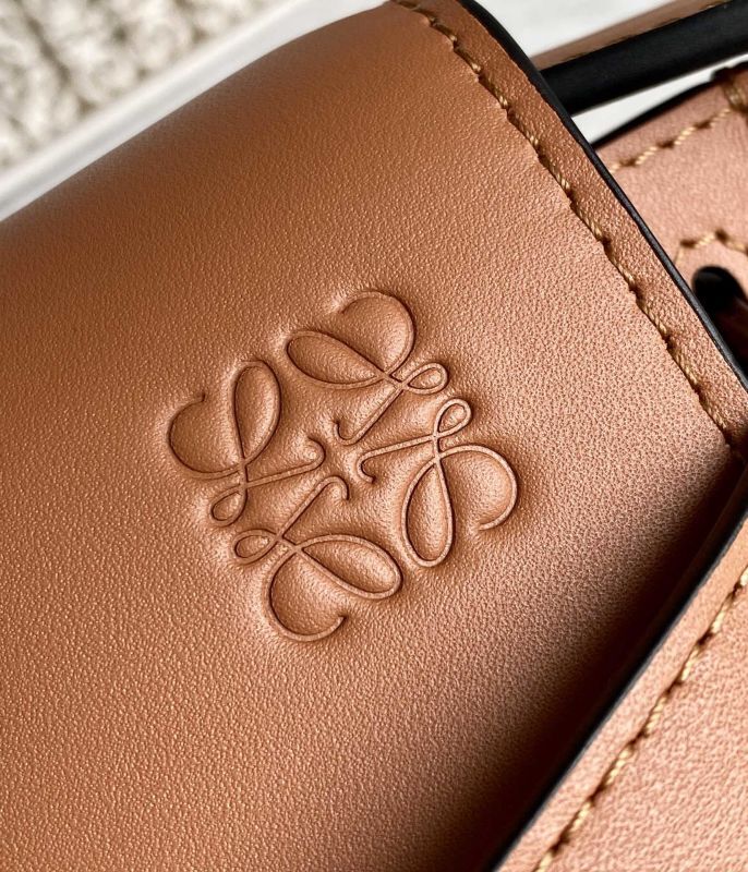 LOEWE 0704