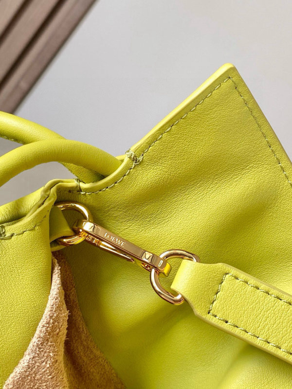 LOEWE 0438