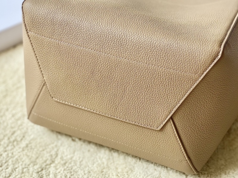 CELINE 0282