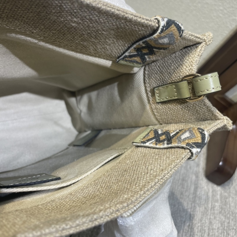 CELINE0428