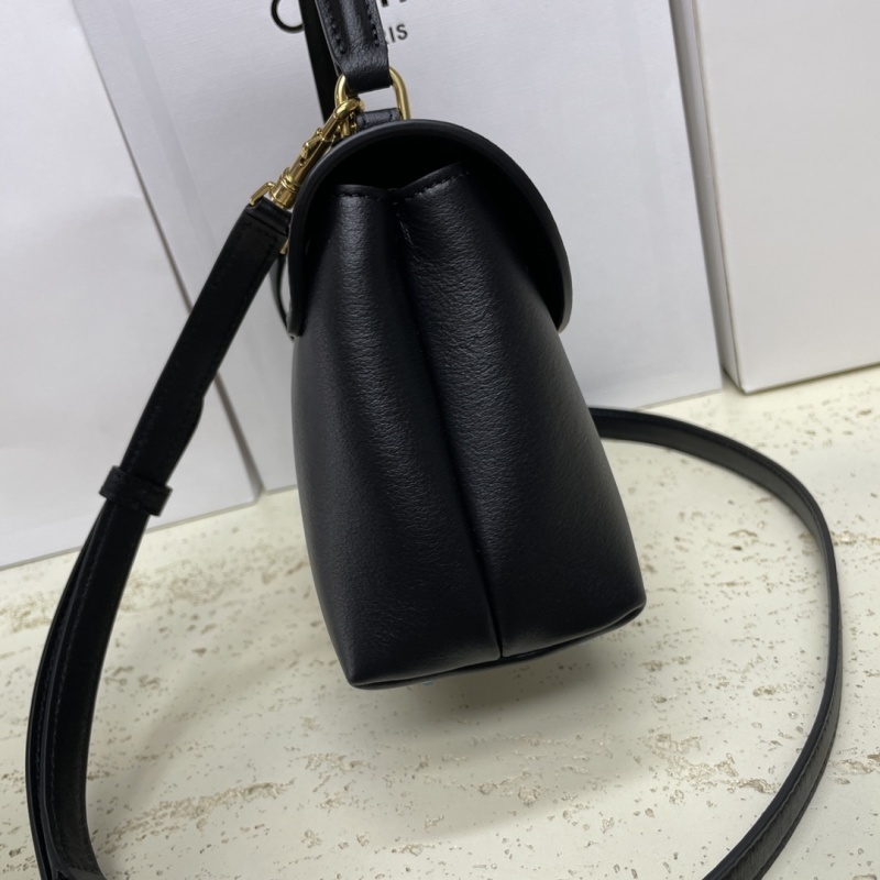 CELINE0770