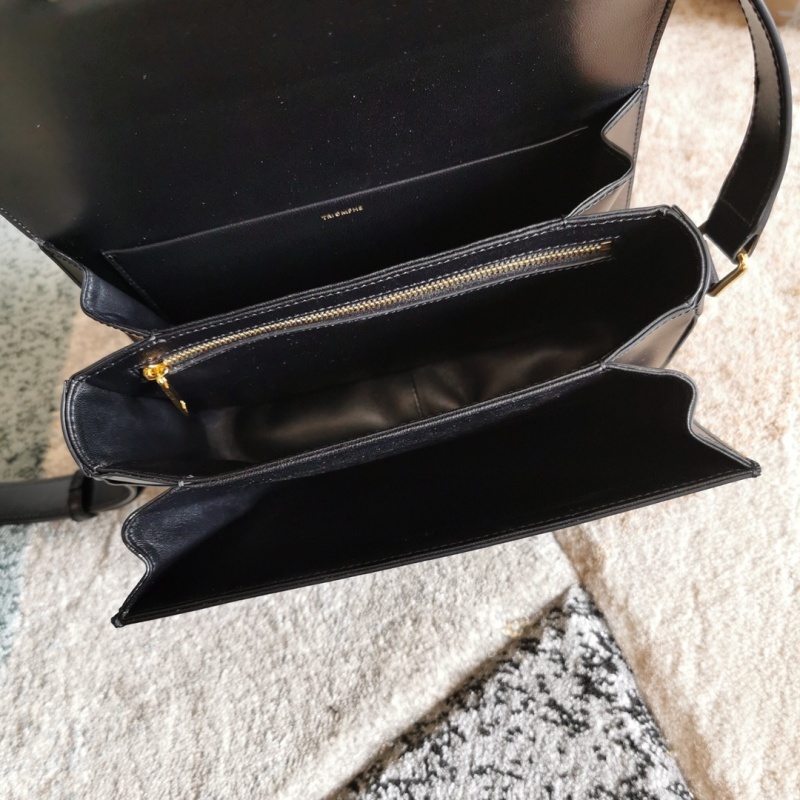 CELINE0600