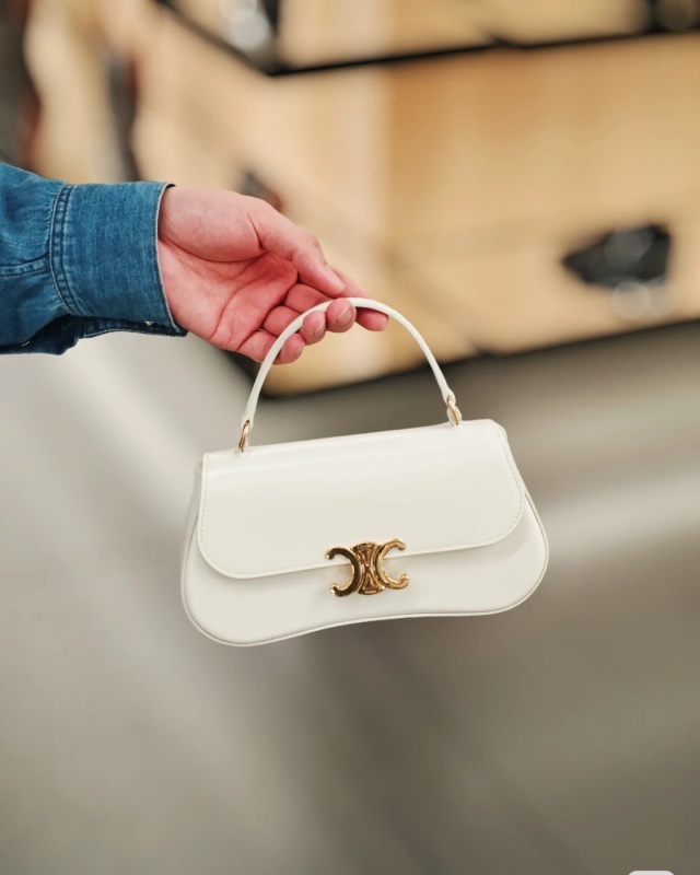 CELINE 0040