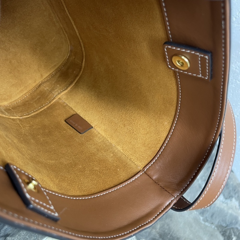 CELINE0779