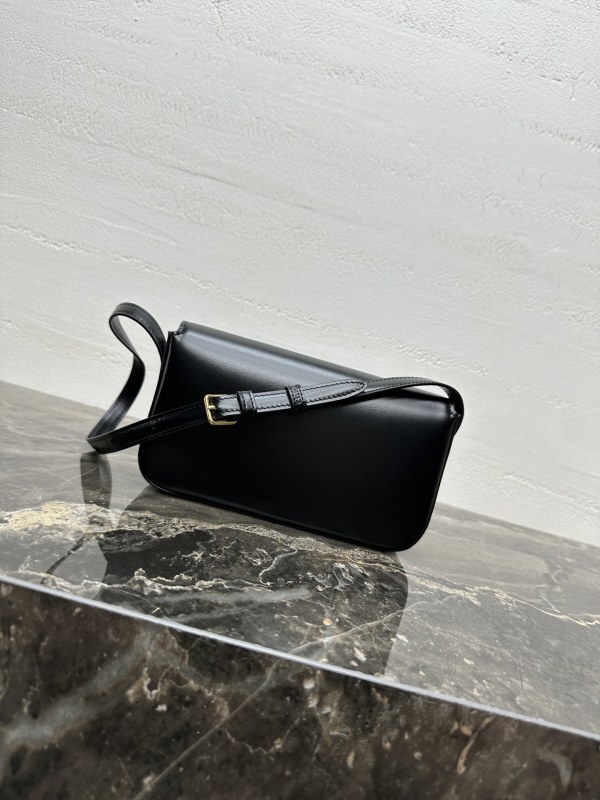 CELINE0368