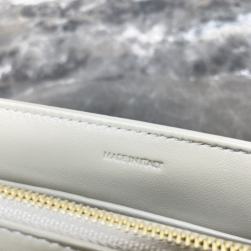 CELINE0775