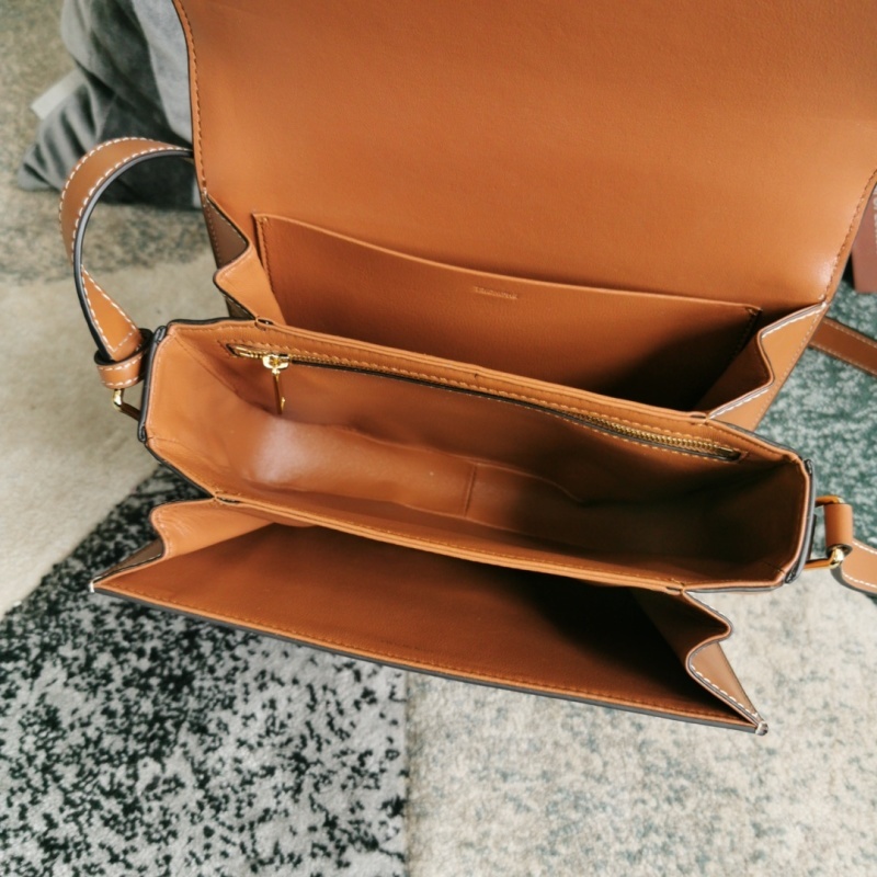 CELINE0583