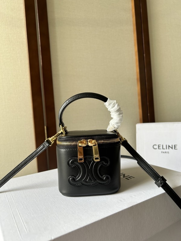 CELINE0251