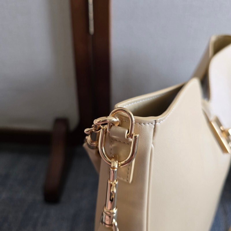 CELINE0263