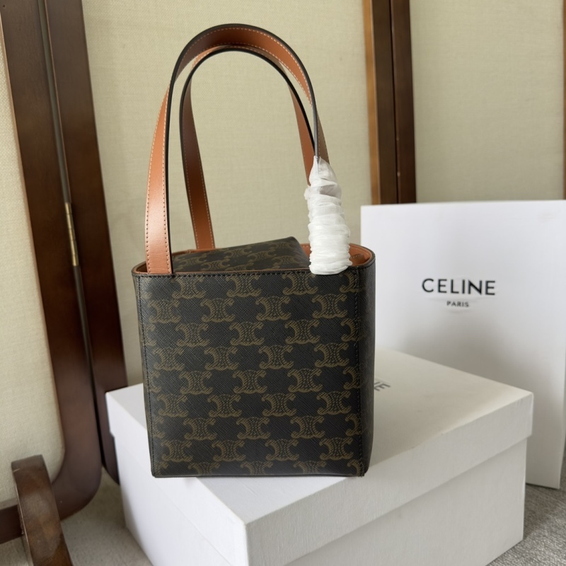 CELINE0261