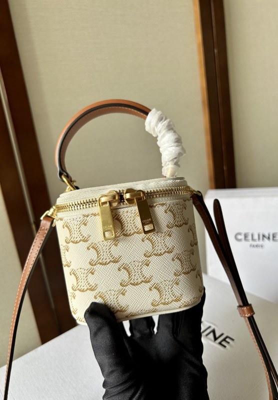 CELINE0253