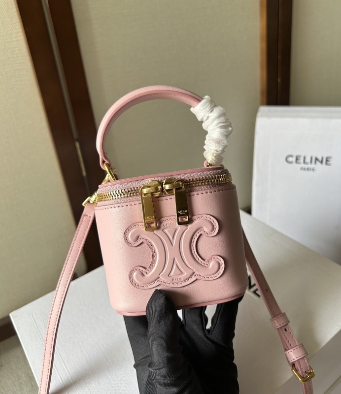 CELINE0250