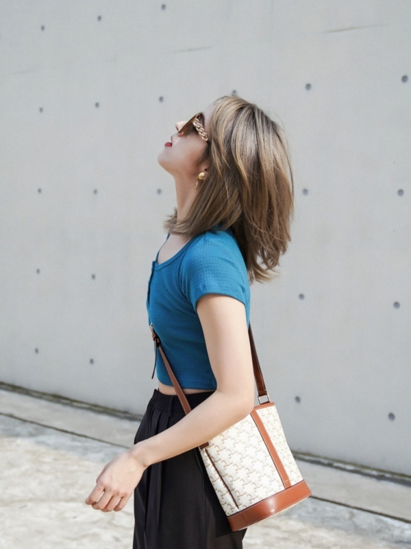 CELINE 0043