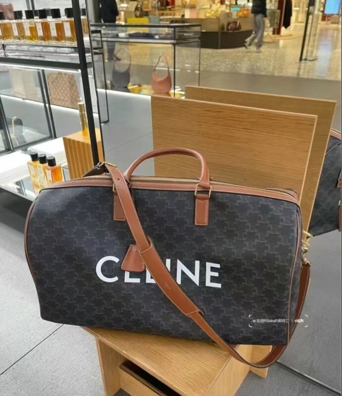 CELINE 0019