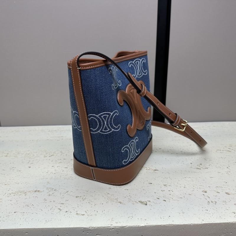 CELINE0782