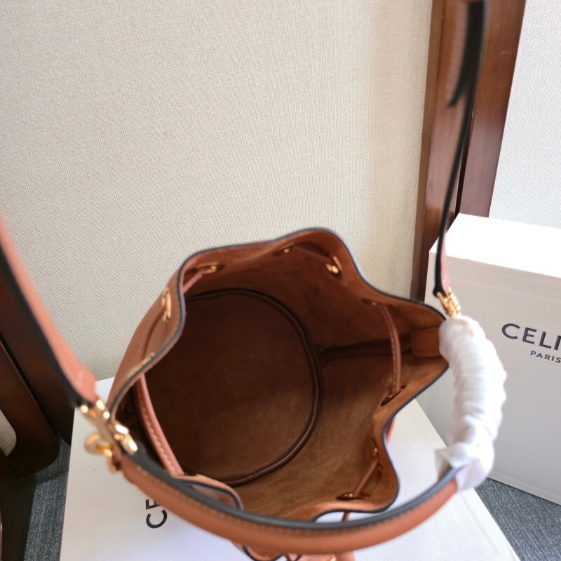 CELINE0255