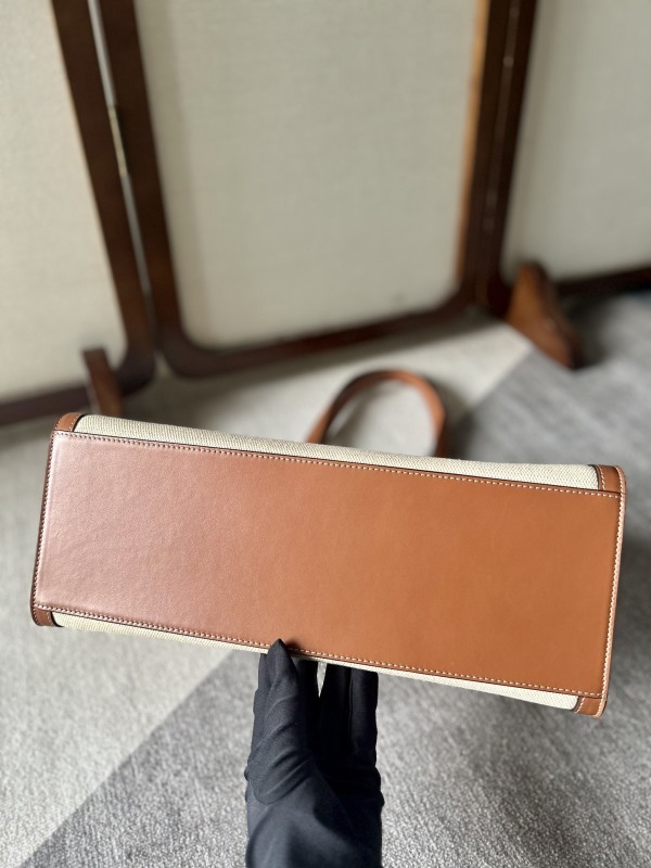 CELINE0356