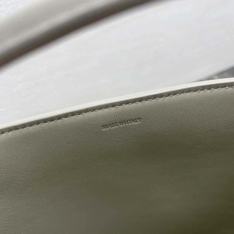 CELINE0784