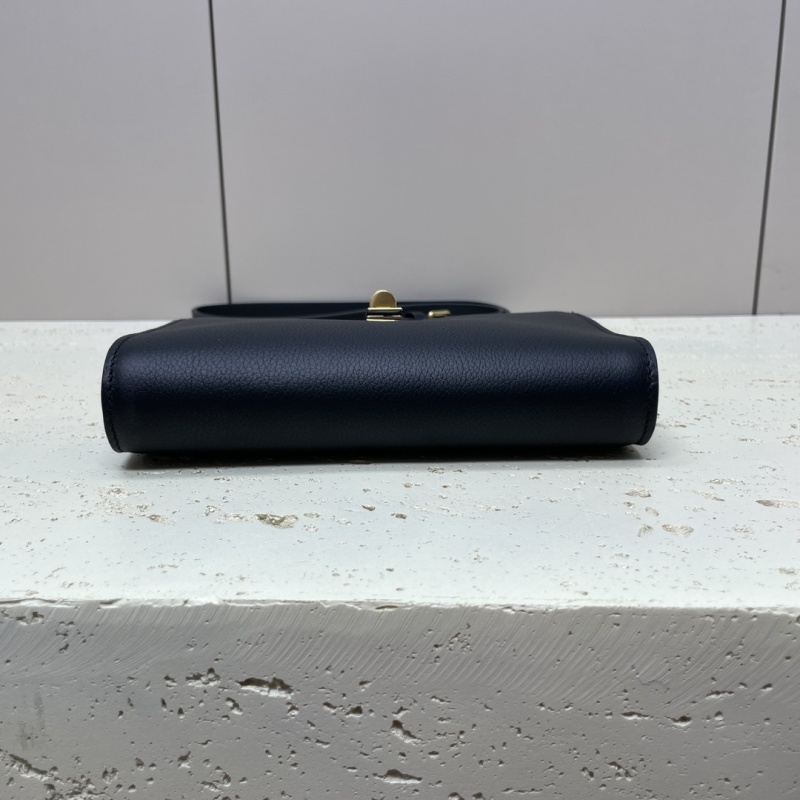 CELINE0638