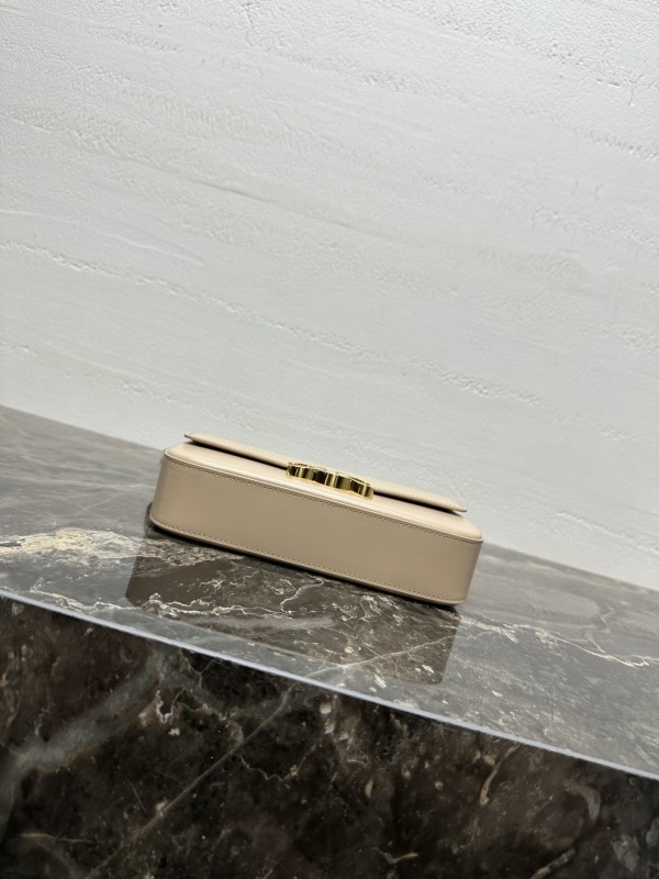 CELINE0369