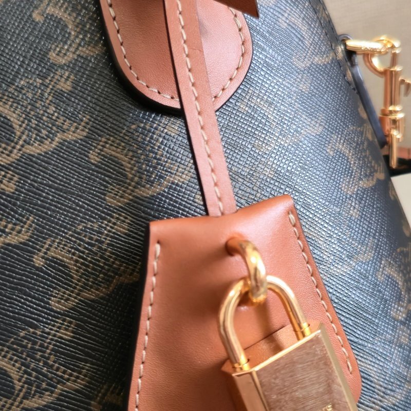 CELINE0310
