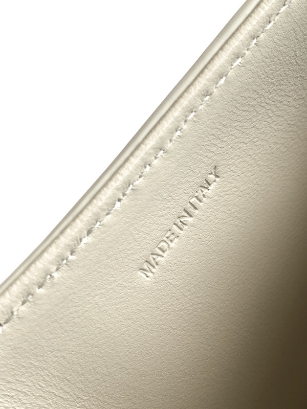 CELINE 0284
