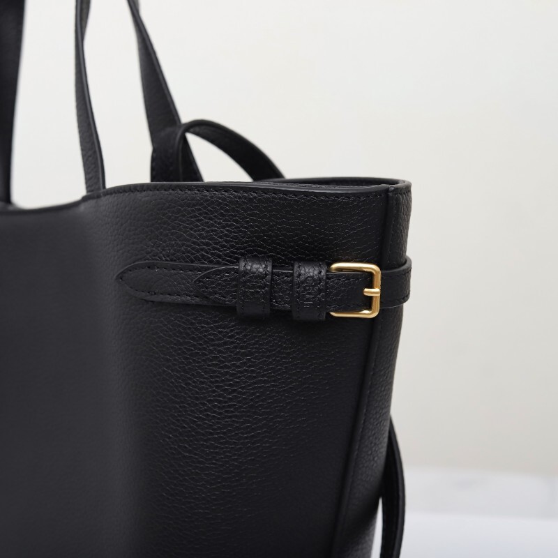 CELINE0208