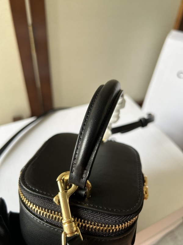 CELINE0251