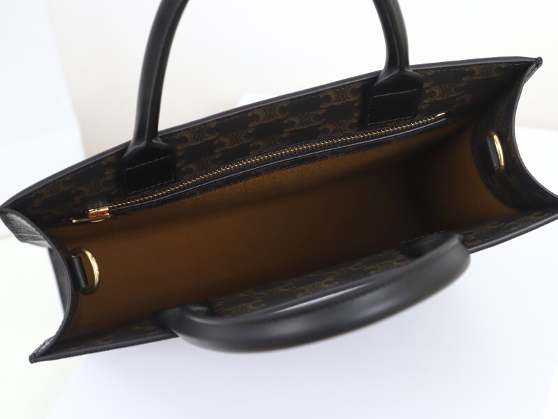 CELINE 0057