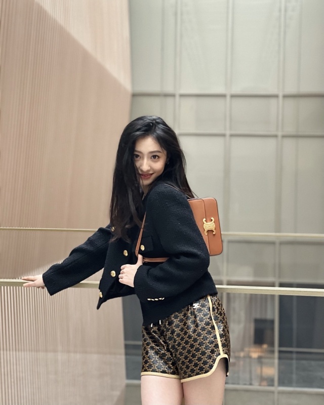 CELINE 0084