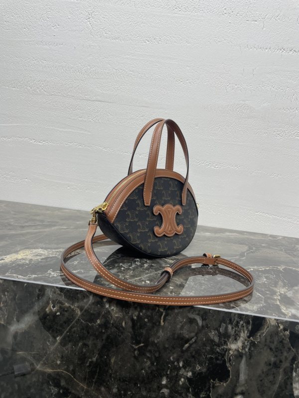 CELINE0748