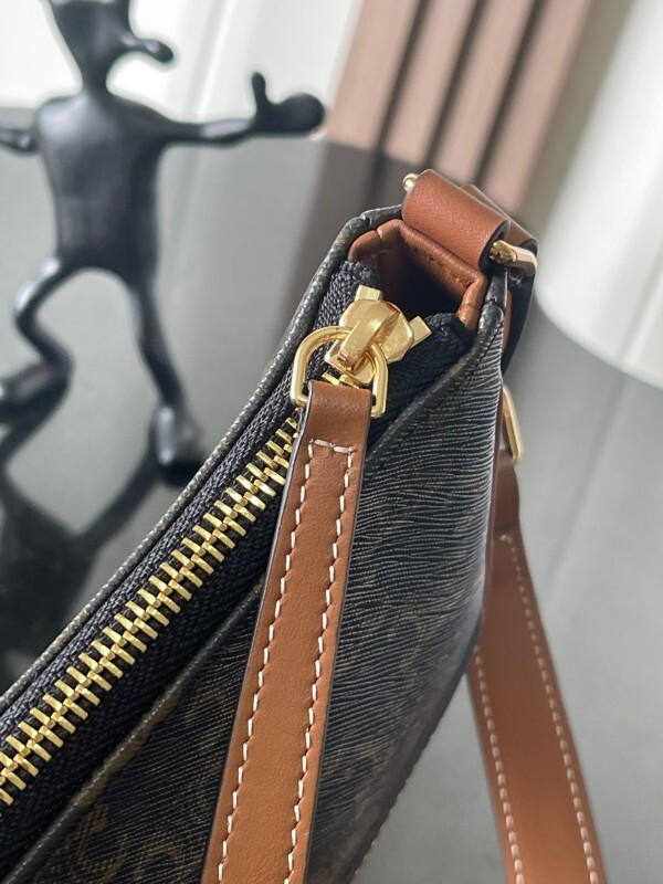 CELINE 0235