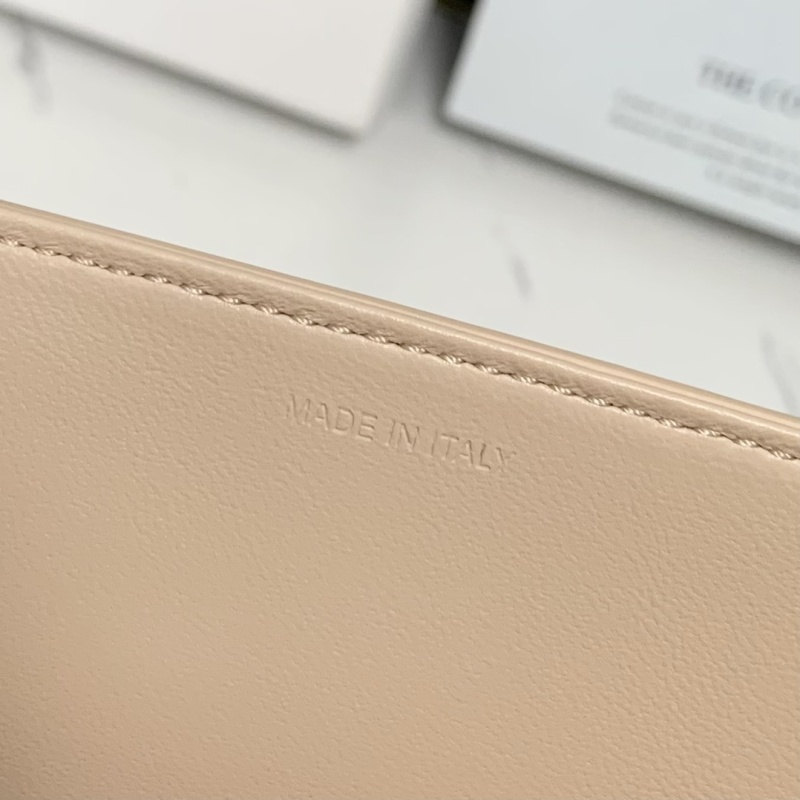 CELINE0594