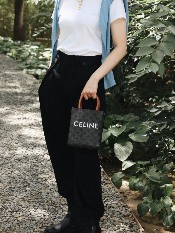 CELINE 0052