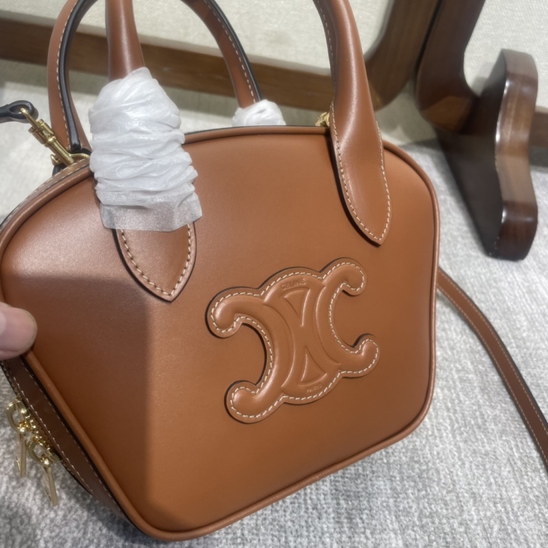 CELINE0351