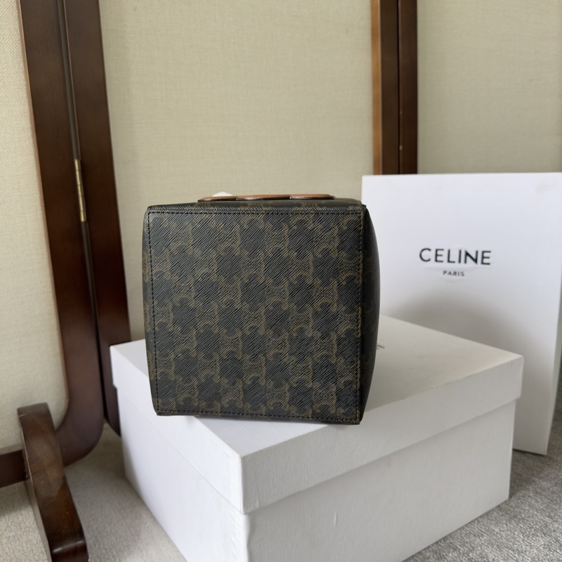 CELINE0261
