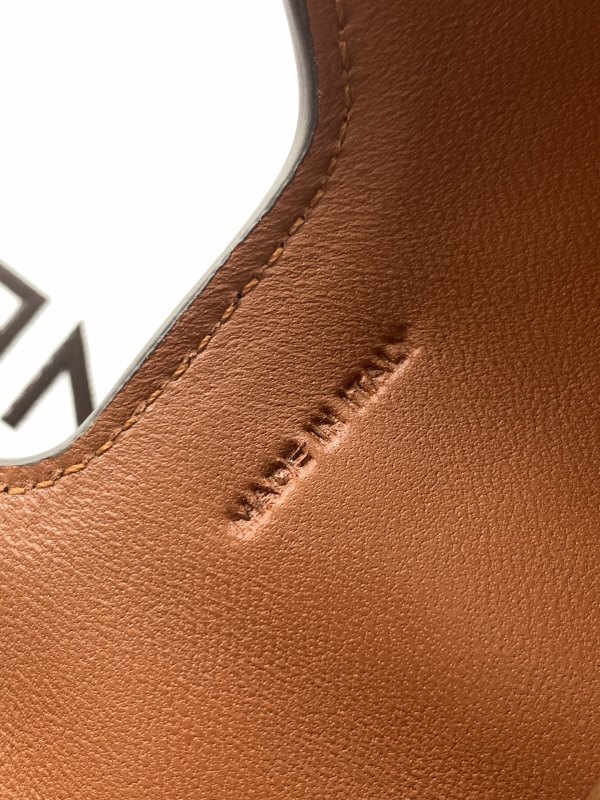 CELINE 0287