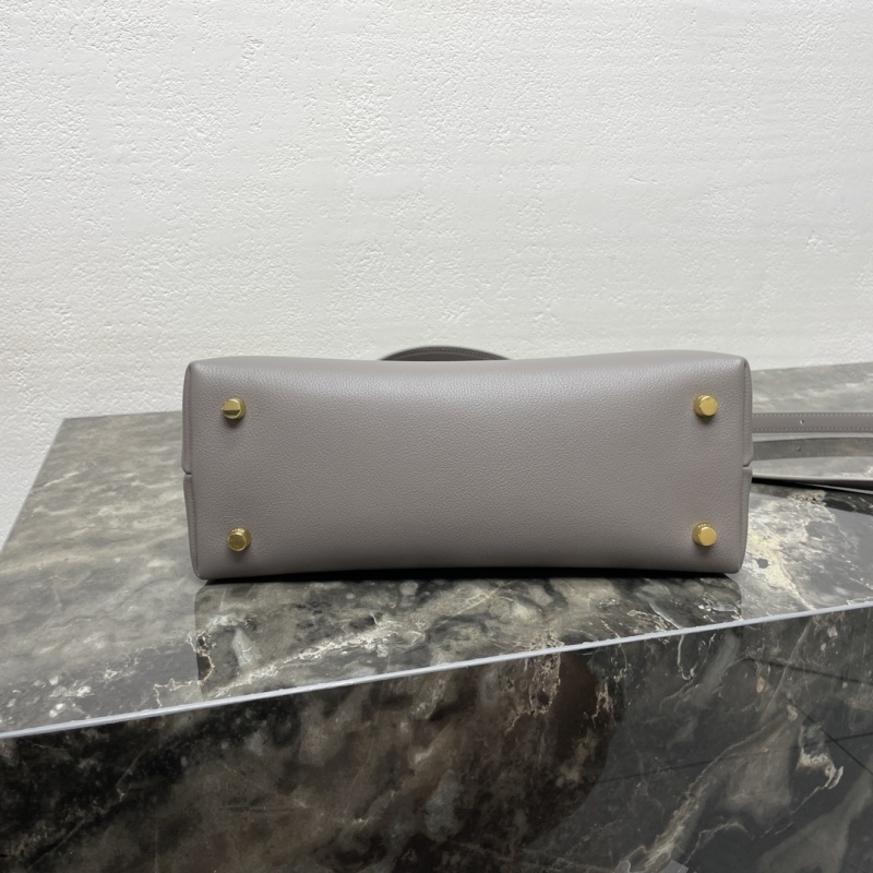 CELINE0761