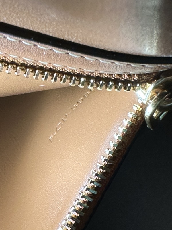 CELINE0839