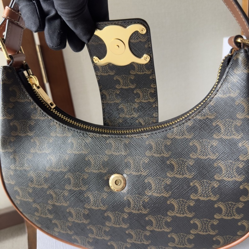 CELINE0305
