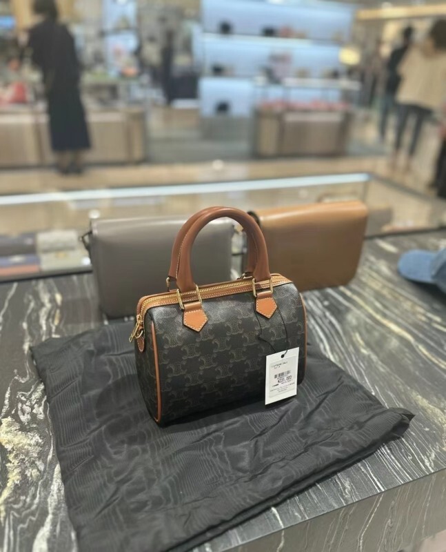 CELINE 0022