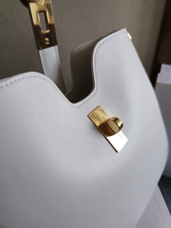 CELINE0269